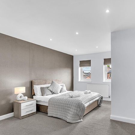 Brook Meadow House, 4 Bed House, Manchester Astley  Zewnętrze zdjęcie
