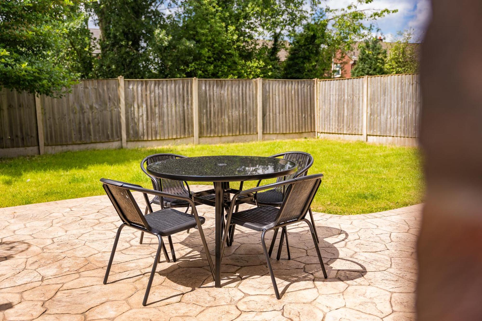 Brook Meadow House, 4 Bed House, Manchester Astley  Zewnętrze zdjęcie